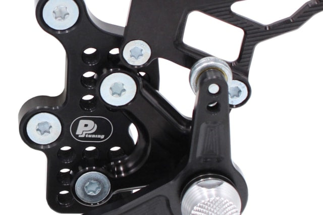 Fußrastenanlage Suzuki SV 1000 (2003-2007) mit Umkehrschaltung