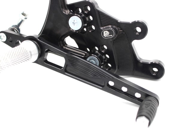 Fußrastenanlage Suzuki GSX-R 600/750 (2006-2010)