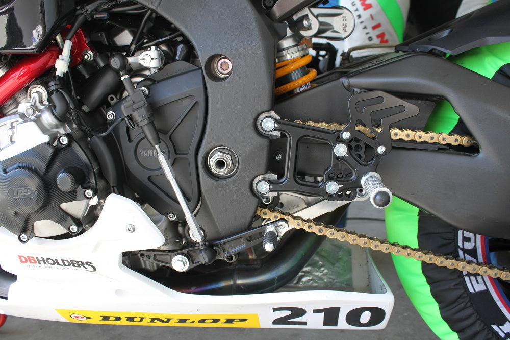 Fußrastenanlage Yamaha R1 (2015 - 2019) mit Umkehrschaltung