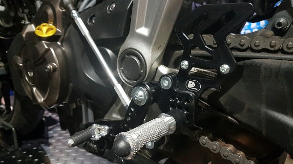 Fußrastenanlage Yamaha MT07/ABS/MotoCage/Tracer (2014 - )