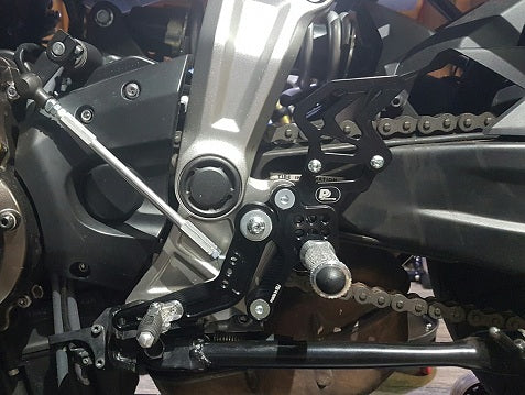 Fußrastenanlage Yamaha MT07/ABS/MotoCage/Tracer (2014 - )