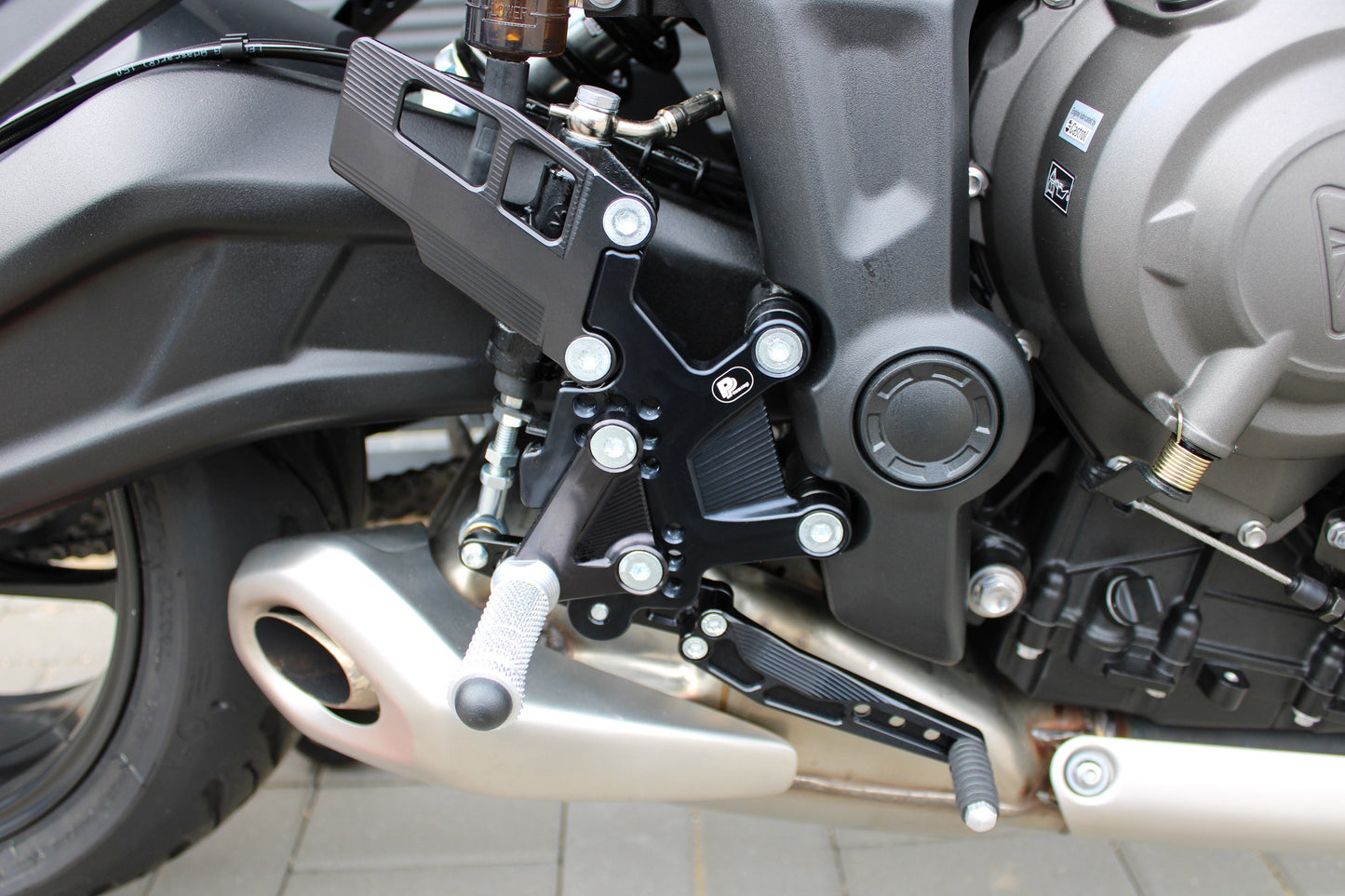 Fußrastenanlage Triumph Trident 660 (2021– )
