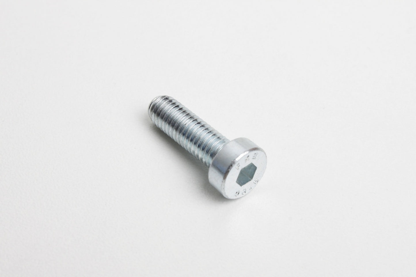 DIN7984 - M8