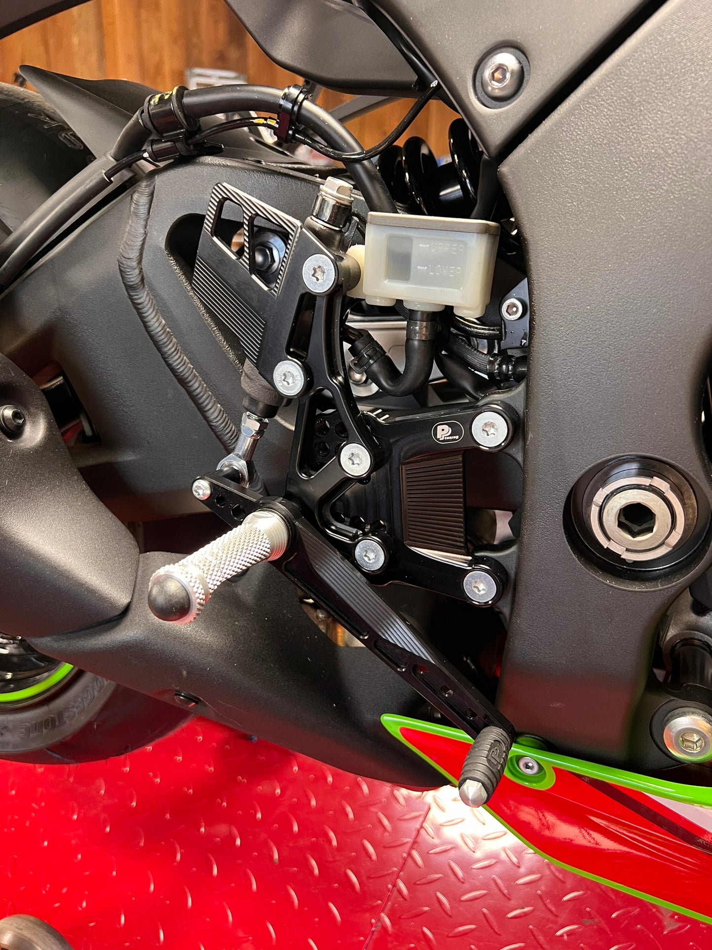 Fußrastenanlage Kawasaki ZX-10R (2016 - ) mit Umkehrschaltung