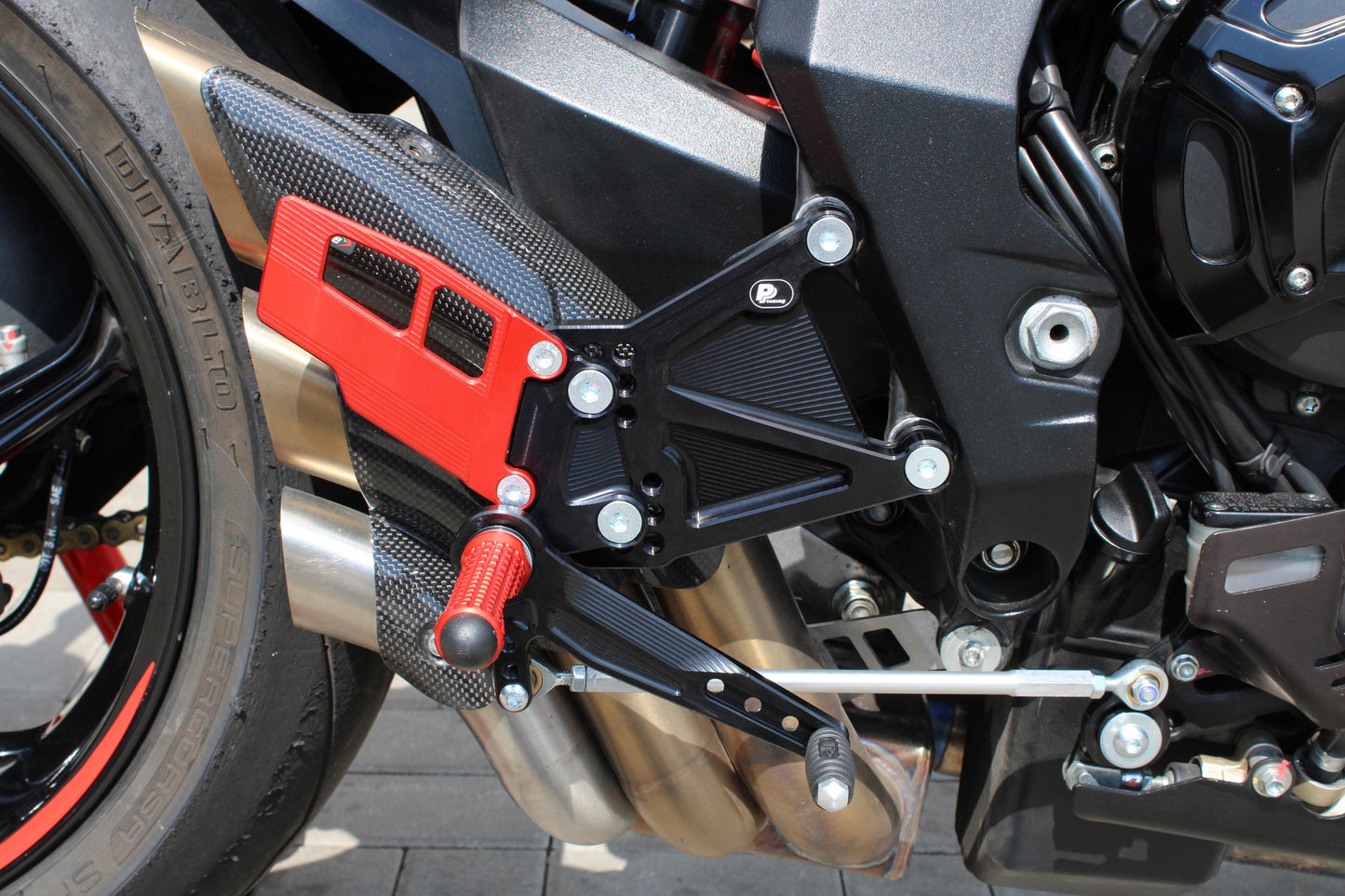 Fußrastenanlage MV Agusta F3 800 Brutale (2017- 2022) mit Umkehrschaltung