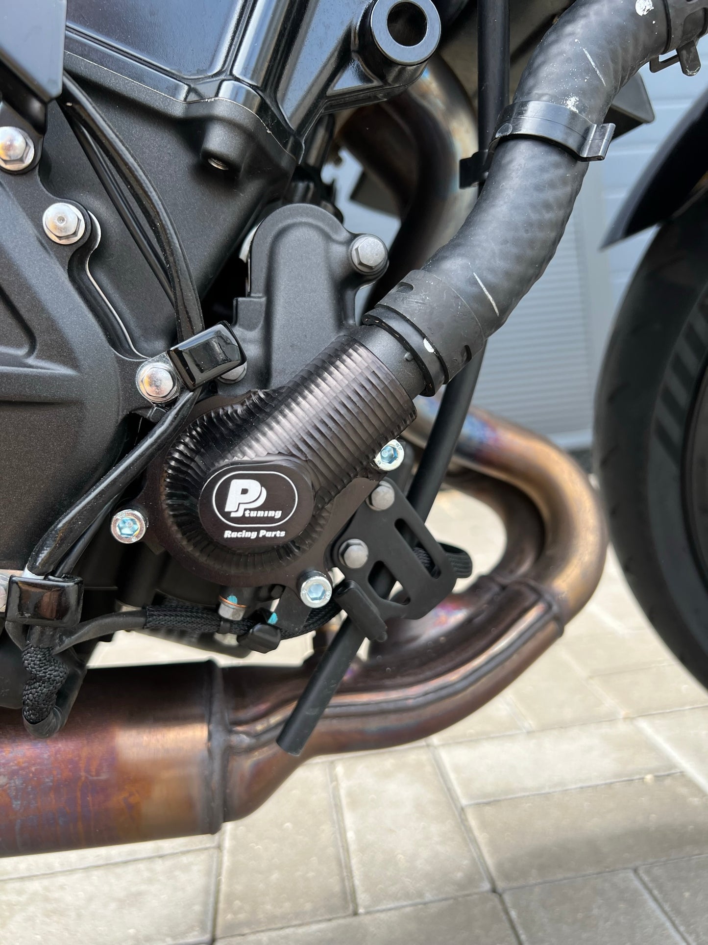 ALUMINIUM wasserpumpdeckel Kawasaki Ninja 400 (2018 - ) und Kawasaki Z400 (2019 - 2023)